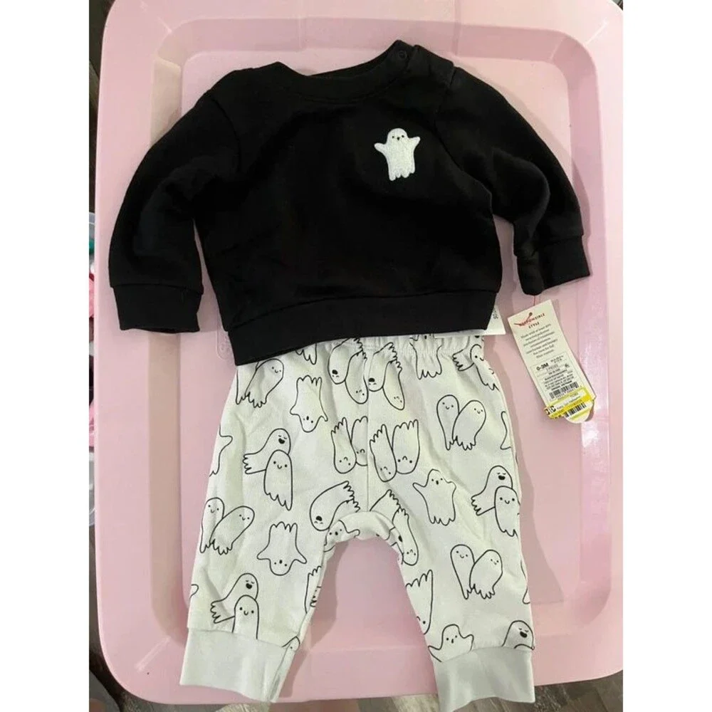 0-3month ghost set can be boys or girls